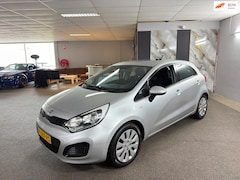 Kia Rio - 1.4 CVVT Comfort Pack Apk Nieuw, Cruise, Clima, N.A.P, Trekhaak, 2sleutels+boekjes, Topsta