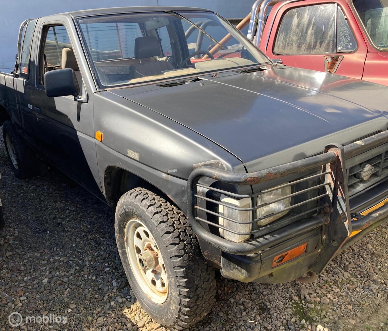 Nissan King Cab - 2.4 B / LPG 4 WD HOBBYPROJEKT / ONDERDELEN - AutoWereld.nl