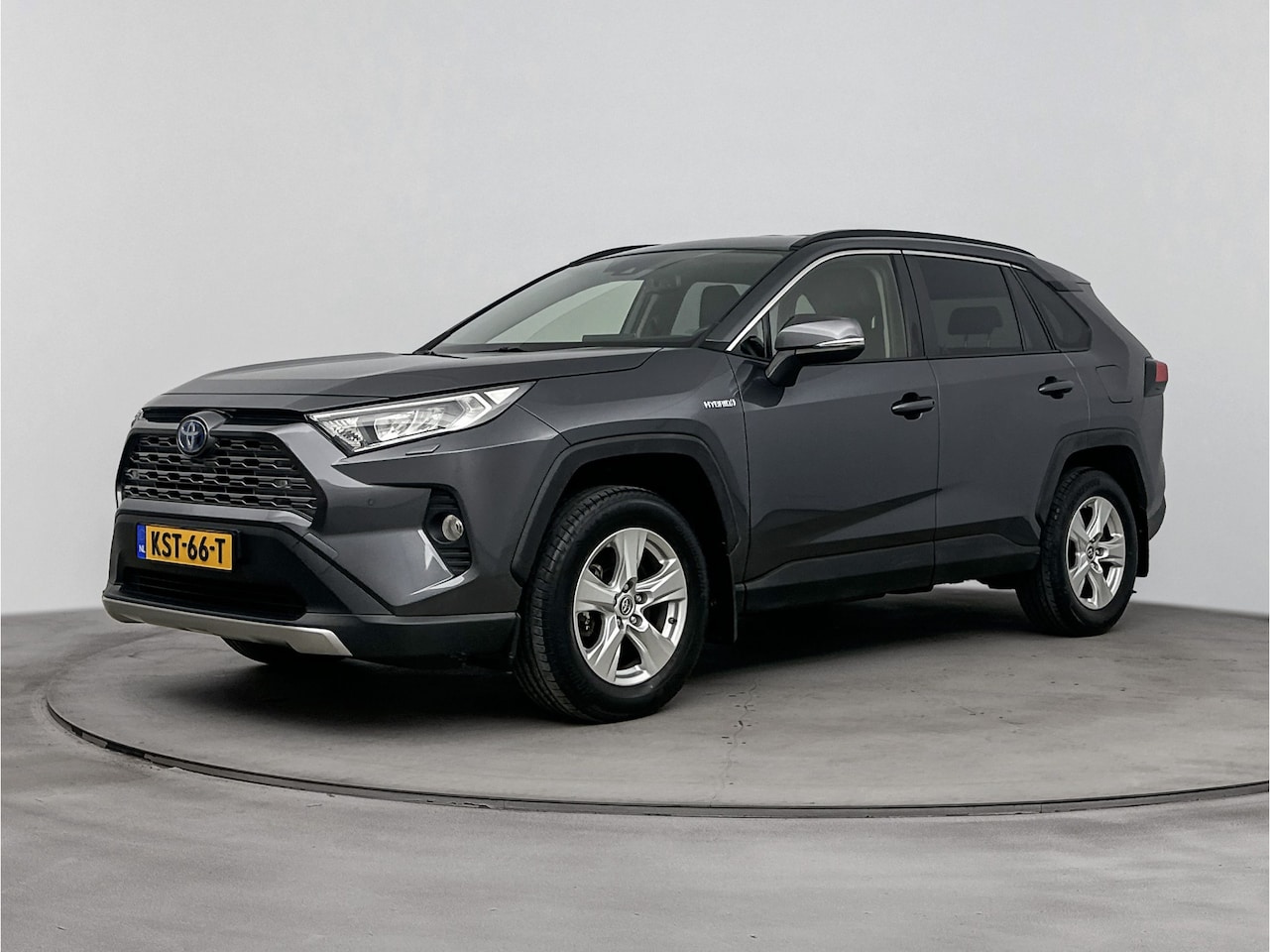 Toyota RAV4 - 2.5 Hybrid Dynamic | Parkeersensoren V+A | Elek. Achterklep | Stoelverwarming | - AutoWereld.nl