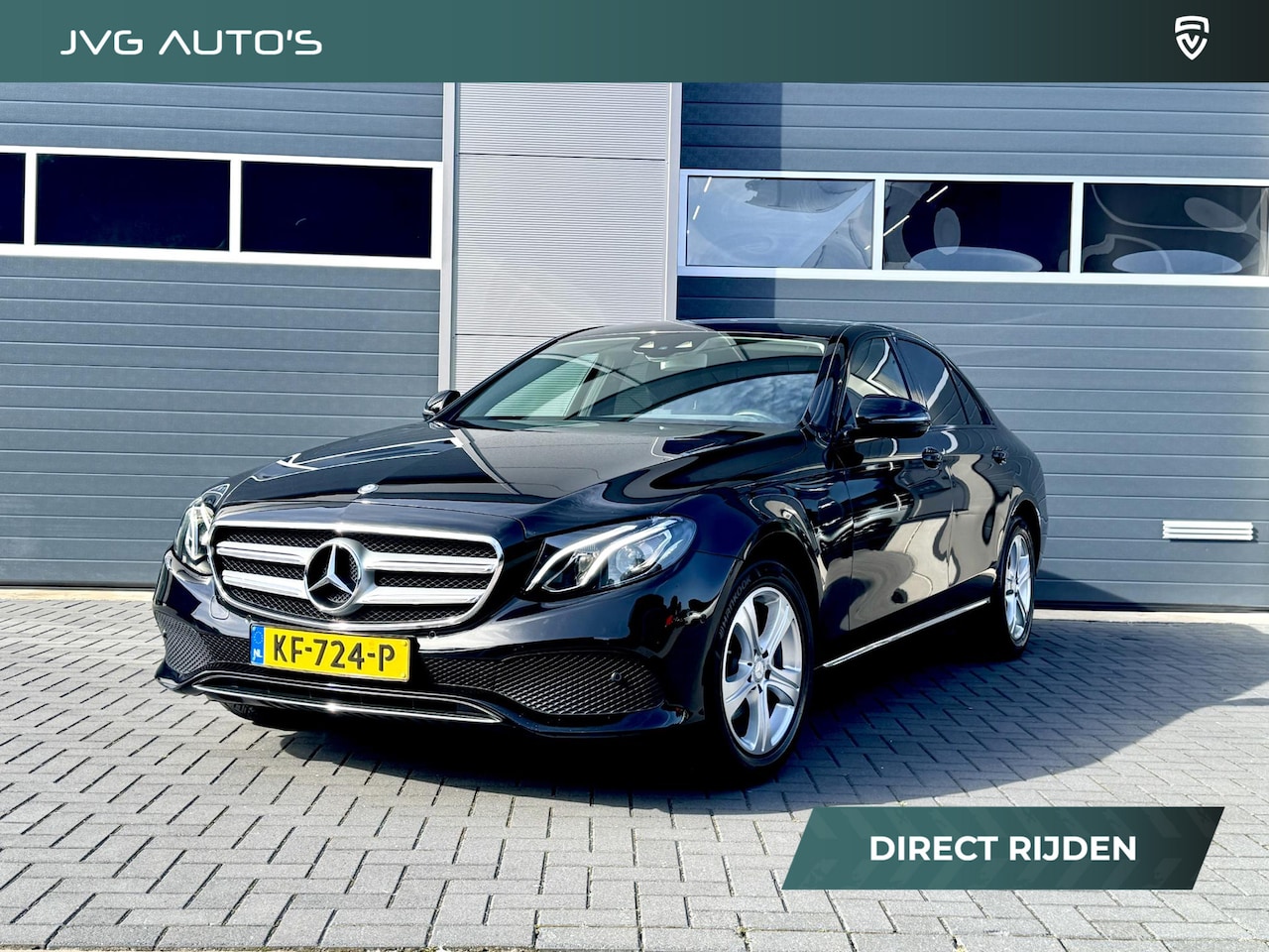 Mercedes-Benz E-klasse - 200 Ambition NAP/ 2e eigenaar/ LED/ HUD/ Leer/ Camera/ Widescreen/ Sfeerverlichting - AutoWereld.nl