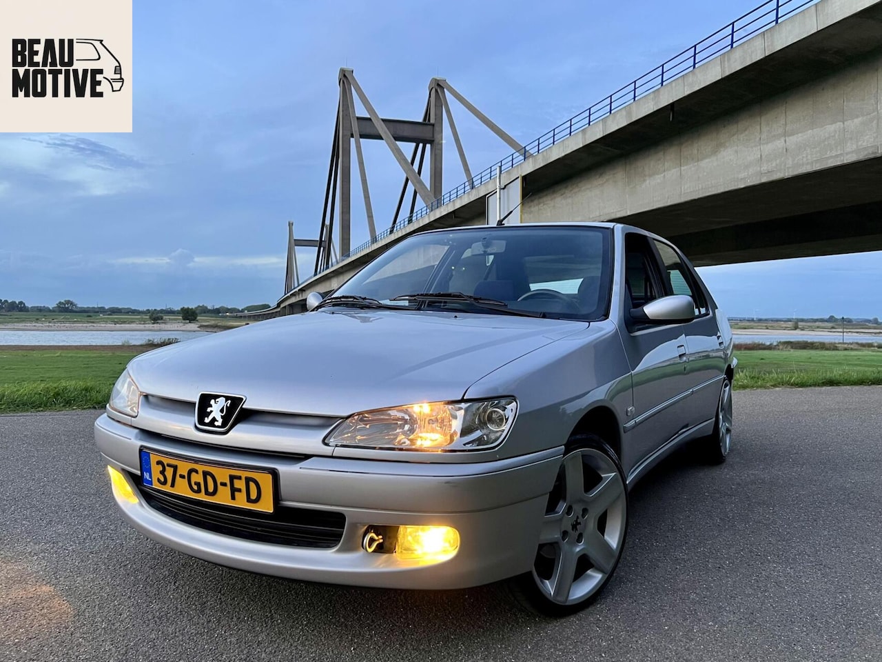 Peugeot 306 - 1.4 XR SEDAN >17” 206 RC< Airco, Trekhaak, NAP - AutoWereld.nl