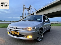 Peugeot 306 - 1.4 XR SEDAN >17” 206 RC< Airco, Trekhaak, NAP