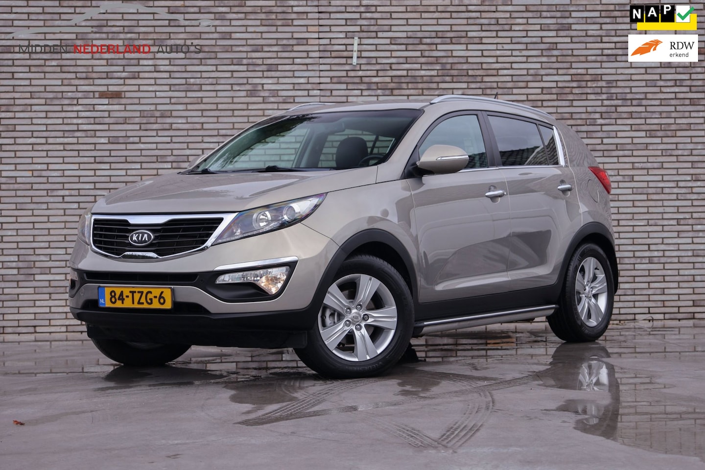 Kia Sportage - 2.0 X-ecutive Plus Pack * AUTOMAAT * TREKHAAK * NIEUWE APK * - AutoWereld.nl