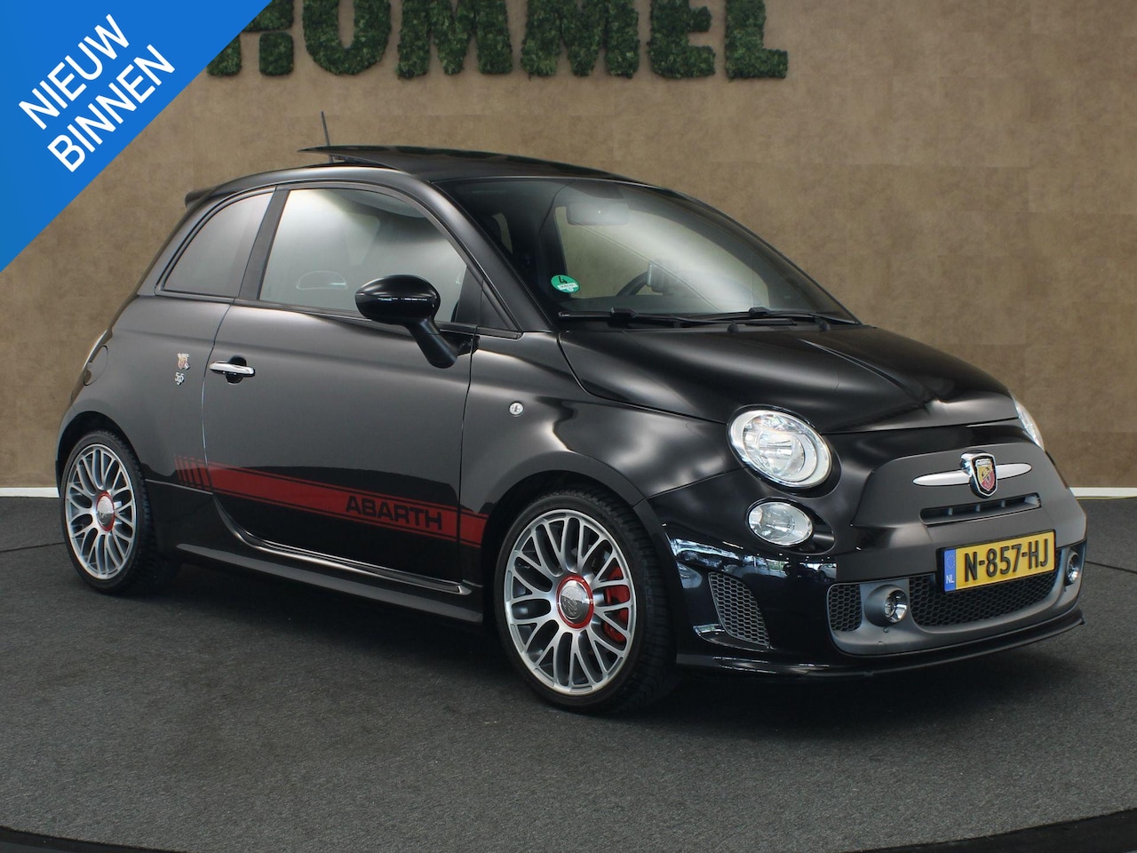 Fiat 500 Abarth - 1.4 T-Jet Turismo - VERKEERT IN EEN ZEER NETTE STAAT - 17 INCH LICHT METALEN VELGEN - SPOR - AutoWereld.nl