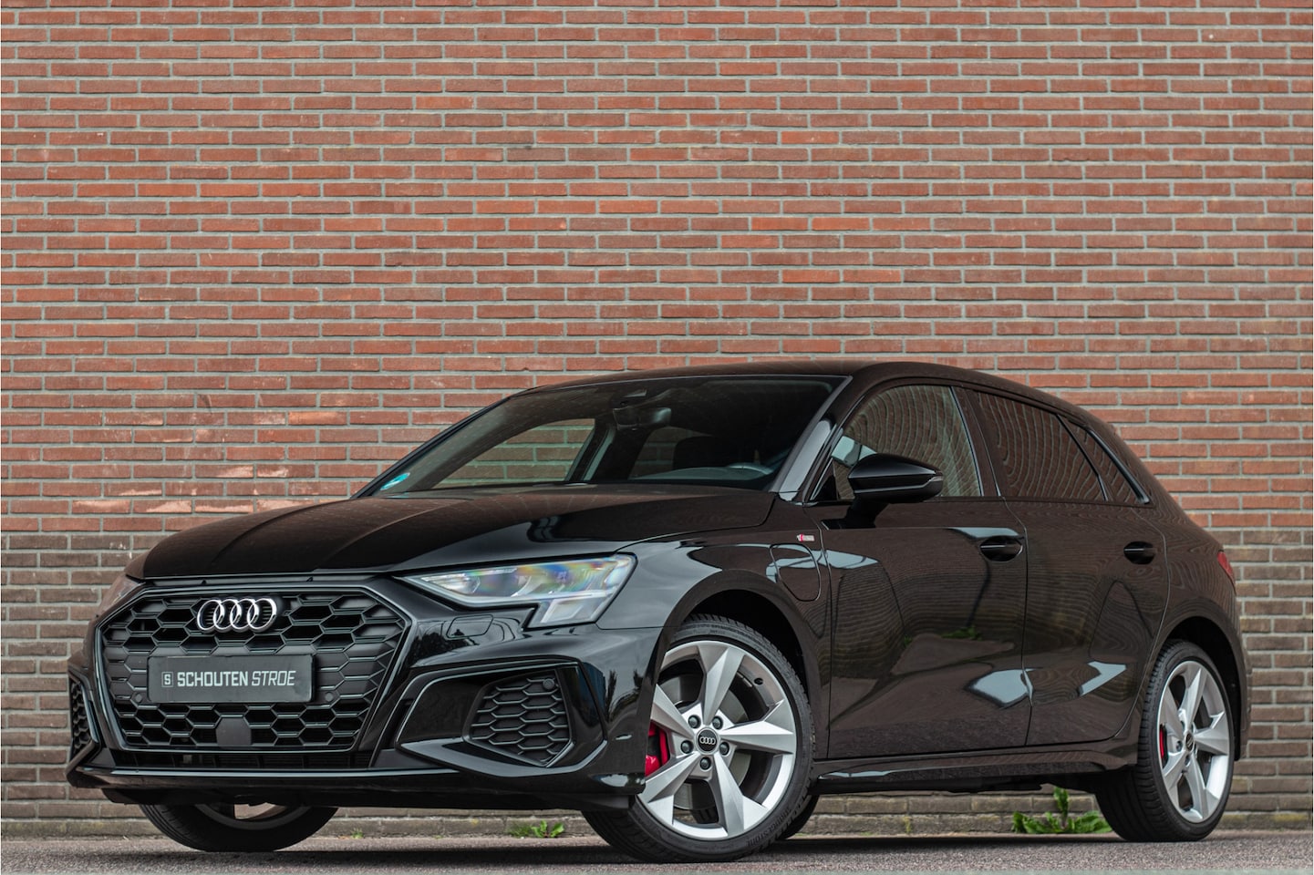 Audi A3 Sportback - 45 TFSI e 245pk S Line, Bang & Olufsen, Trekhaak, Stoelverwarming, Adaptive Cruise, PDC, F - AutoWereld.nl