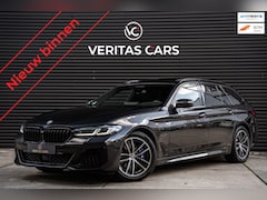 BMW 5-serie Touring - 530e M-Sport 292PK|BTW|Pano|Trekhaak|HUD|Sfeer|Full Led|Keyless|Drive Mode e.o