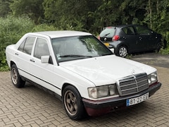 Mercedes-Benz 190-serie - 190D 2.5 DIESEL OLDTIMER | OPKNAPPER | 5Bak | CV |