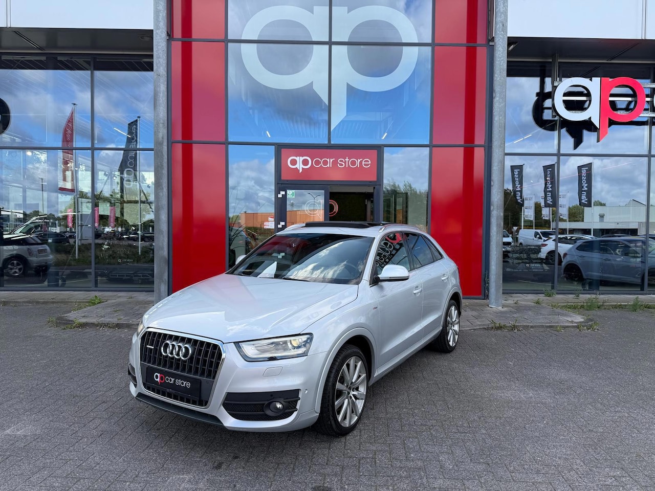 Audi Q3 - 2.0 TFSI quattro Pro Line S 2.0 TFSI quattro Pro Line S-Line /Panorama - AutoWereld.nl