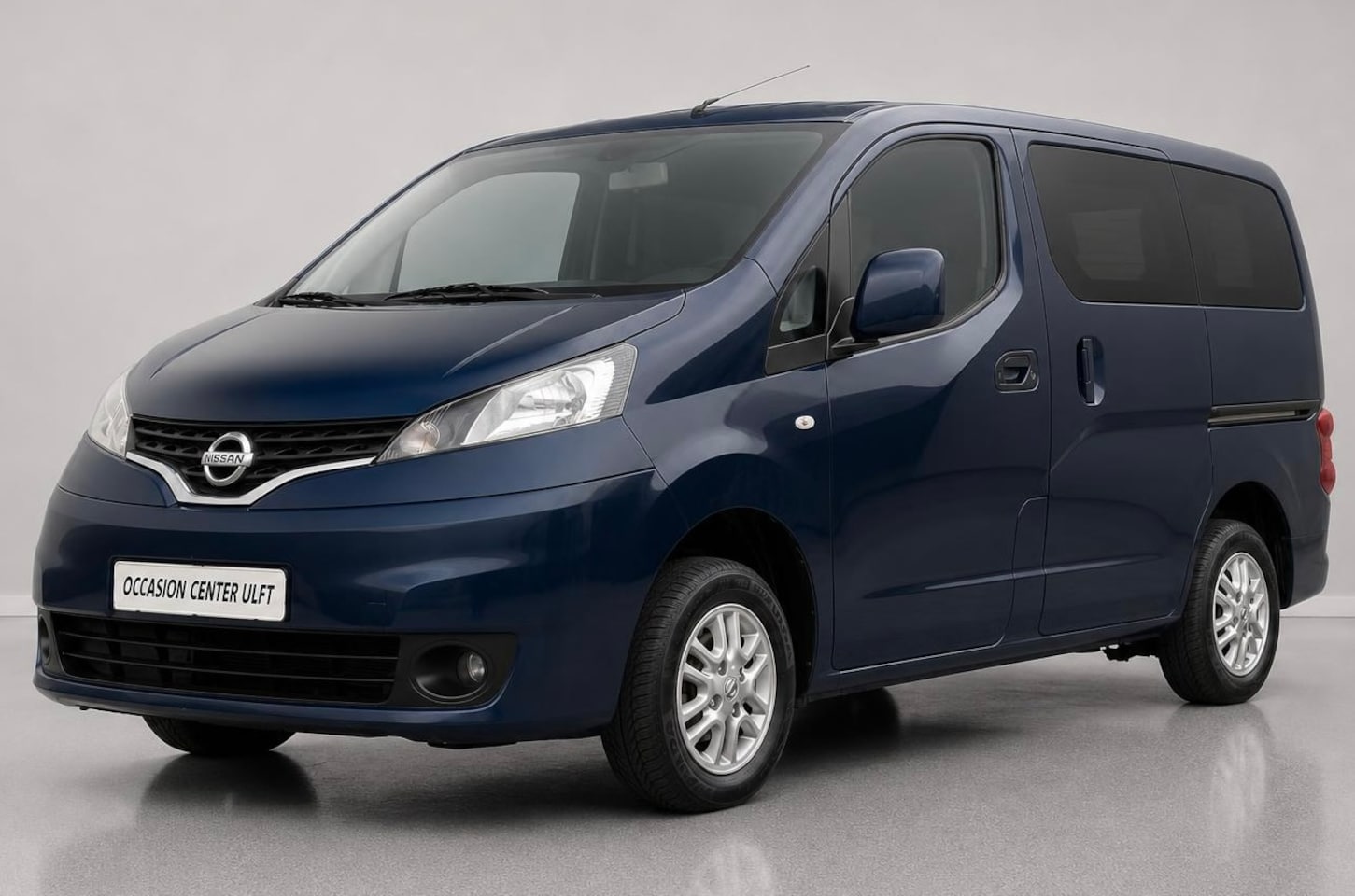 Nissan Evalia - NV 200 / AIRCO / KETLESS GO / CAMERA / 7 PERS ... - AutoWereld.nl