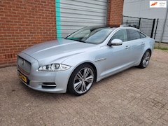Jaguar XJ - 3.0 V6D Luxury Sedan Automaat Bj:2010