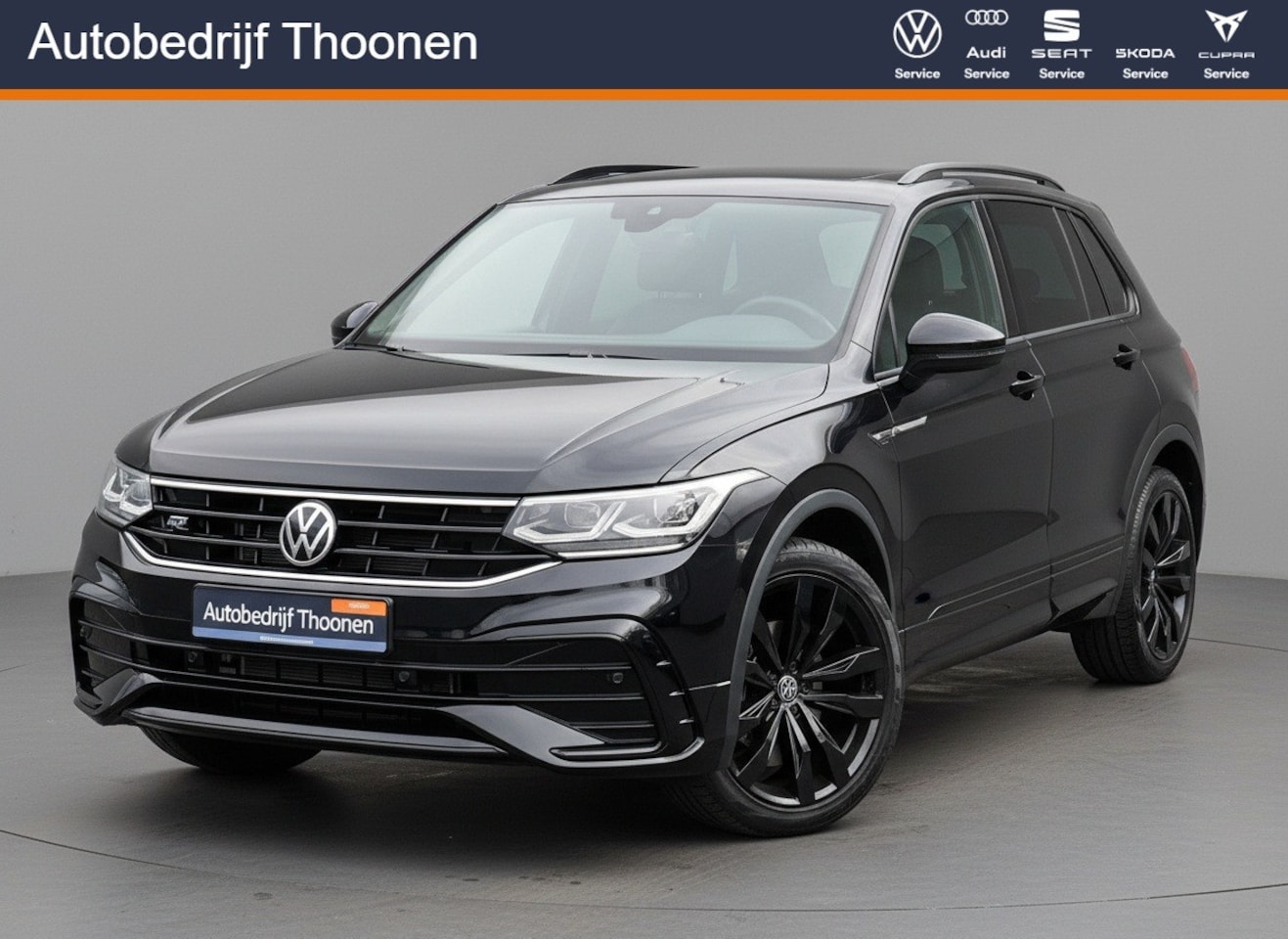 Volkswagen Tiguan - 1.5 150pk DSG R-Line Business+ Black Style | Grote navi | PDC | ACC | Stuur en stoelverwar - AutoWereld.nl