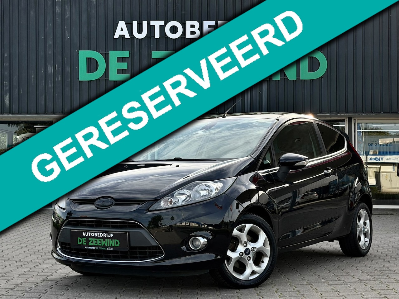 Ford Fiesta - 1.4 Ghia 3D|nieuw apk|Rijklaar - AutoWereld.nl