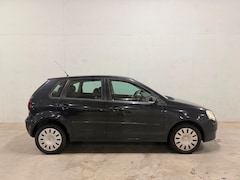 Volkswagen Polo - 1.4-16V Comfortline 5drs. Airco APK t/m 2027 NAP