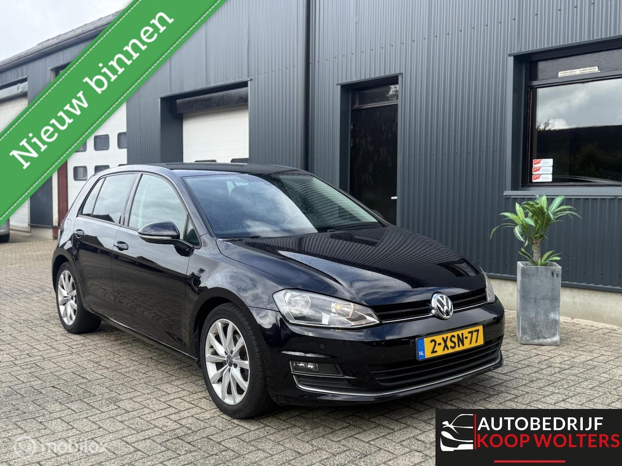 Volkswagen Golf - 1.2 TSI Highline * Camera*Cruise*Navi - AutoWereld.nl