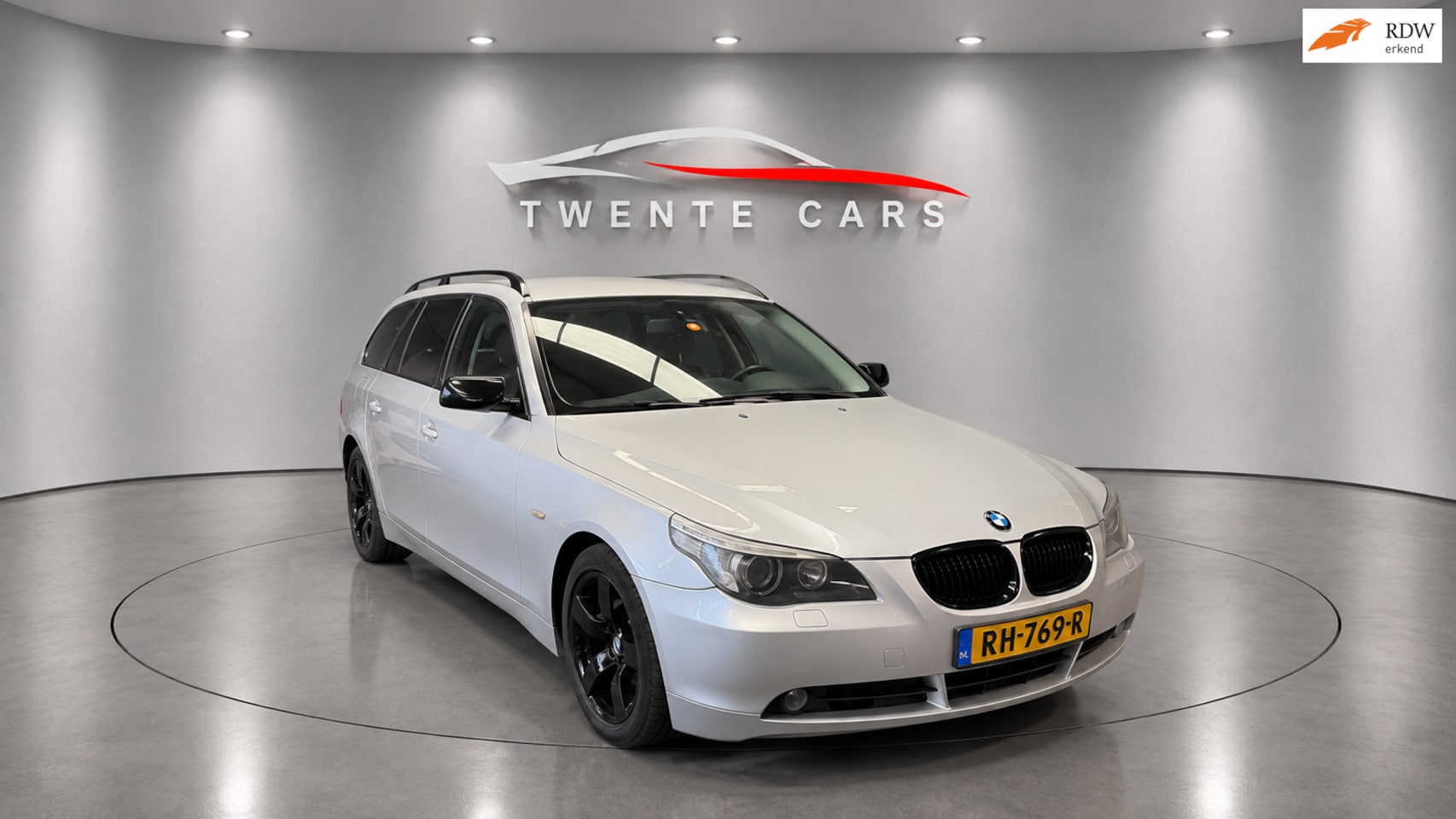 BMW 5-serie Touring - 525i | Airco | Handbak | Nieuwe APK | - AutoWereld.nl