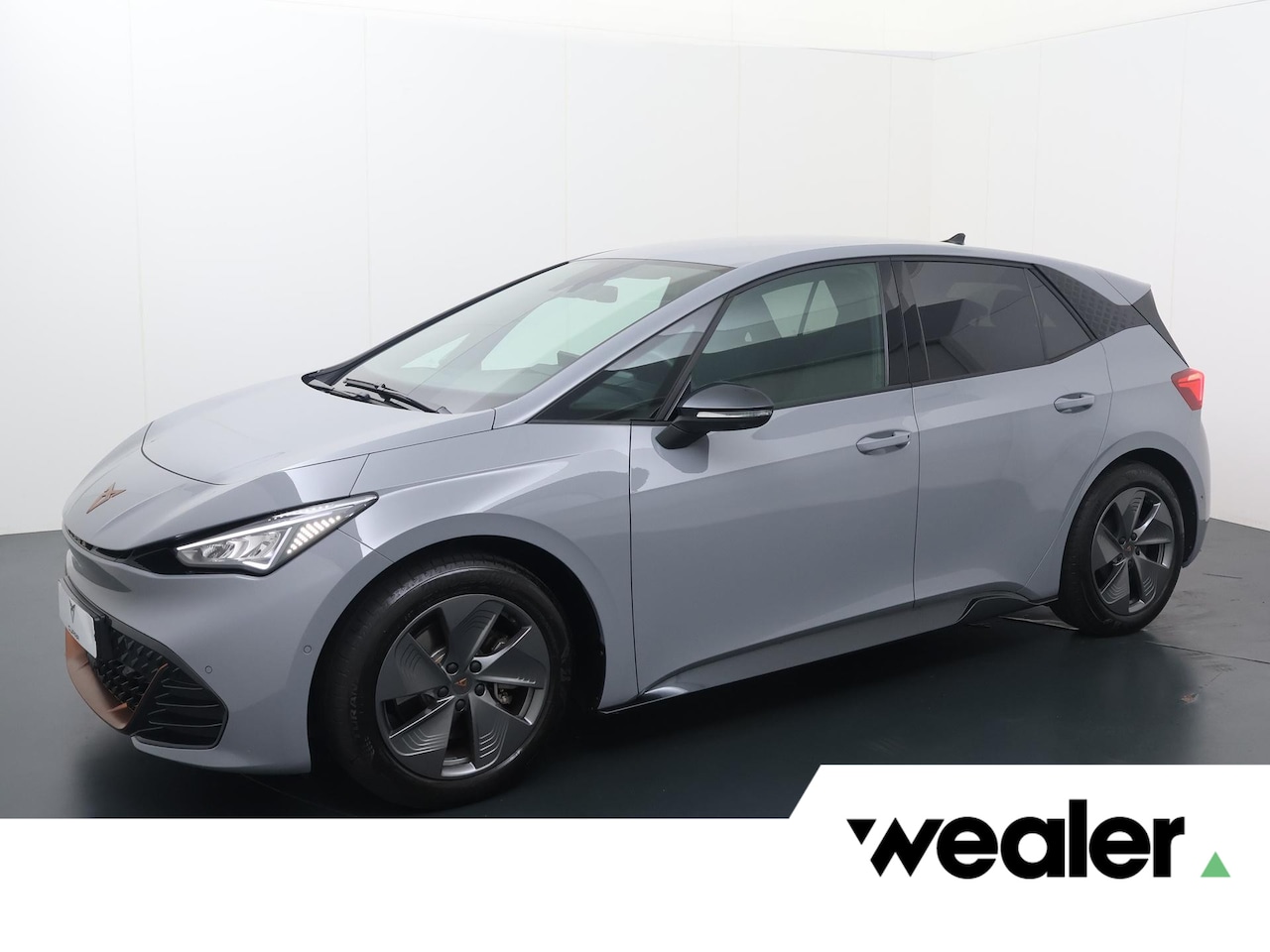 CUPRA Born - Impulse 62 kWh | 204 PK | SoH 93% | Adaptive Cruise Control | 360 graden camera | Dodehoek - AutoWereld.nl