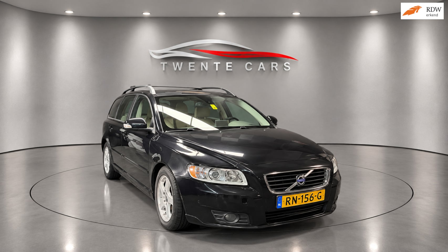 Volvo V50 - 2.0D | Navi | Leder | Airco | PDC | Facelift | - AutoWereld.nl