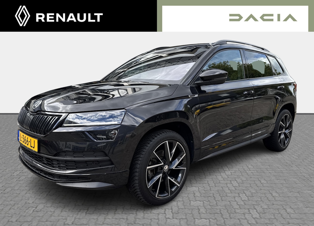 Skoda Karoq - 1.5 TSI ACT Sportline Business 1.5 TSI ACT Sportline Business - AutoWereld.nl