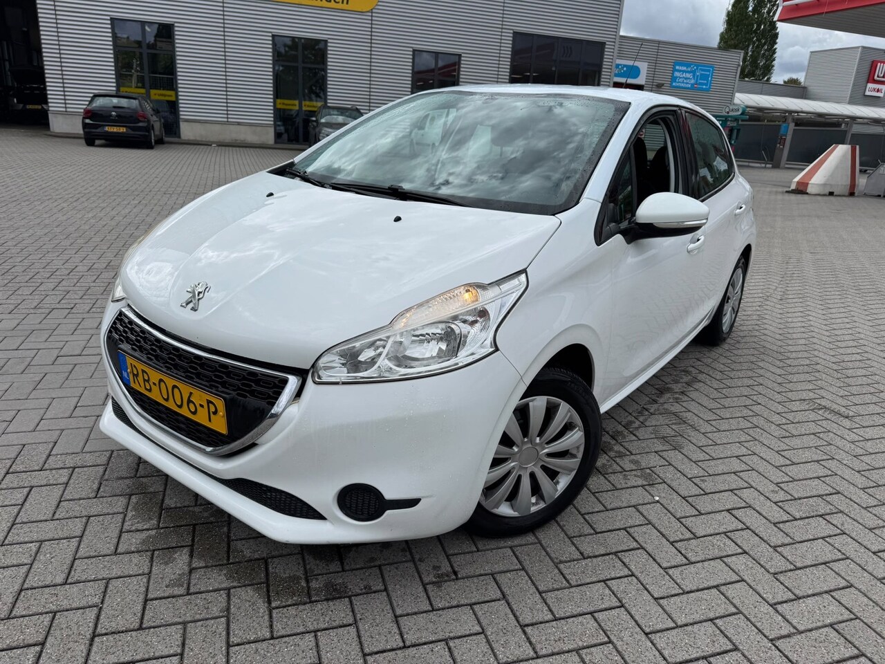 Peugeot 208 - 1.2 Vti Access 1.2 VTi Access - AutoWereld.nl