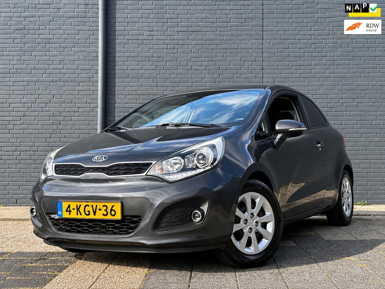 Kia Rio - 1.2 CVVT Plus Pack | Airco | Navi - AutoWereld.nl