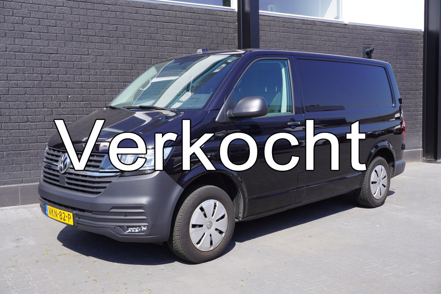 Volkswagen Transporter - 2.0 TDI 150PK Automaat EURO 6 - Airco - Navi - Cruise - €17.499,- Excl. - AutoWereld.nl