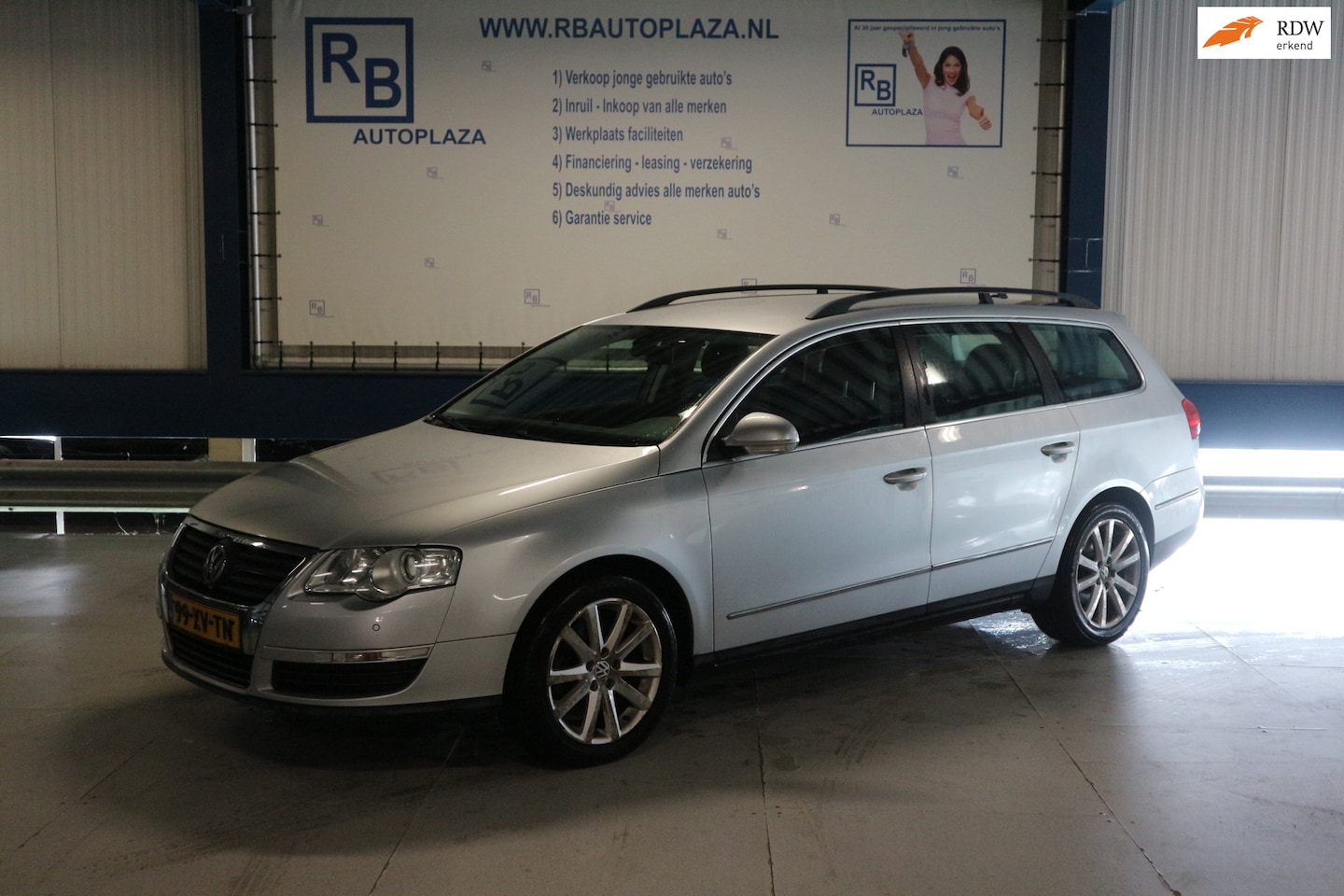 Volkswagen Passat Variant - 2.0 FSI 1e EIGENAAR + ORG NED + NAP + SUPER NETJES ! ! ! - AutoWereld.nl