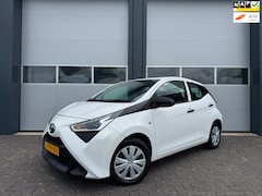 Toyota Aygo - 1.0 VVT-i x-fun 5-Deurs Dealer onderhouden BTW