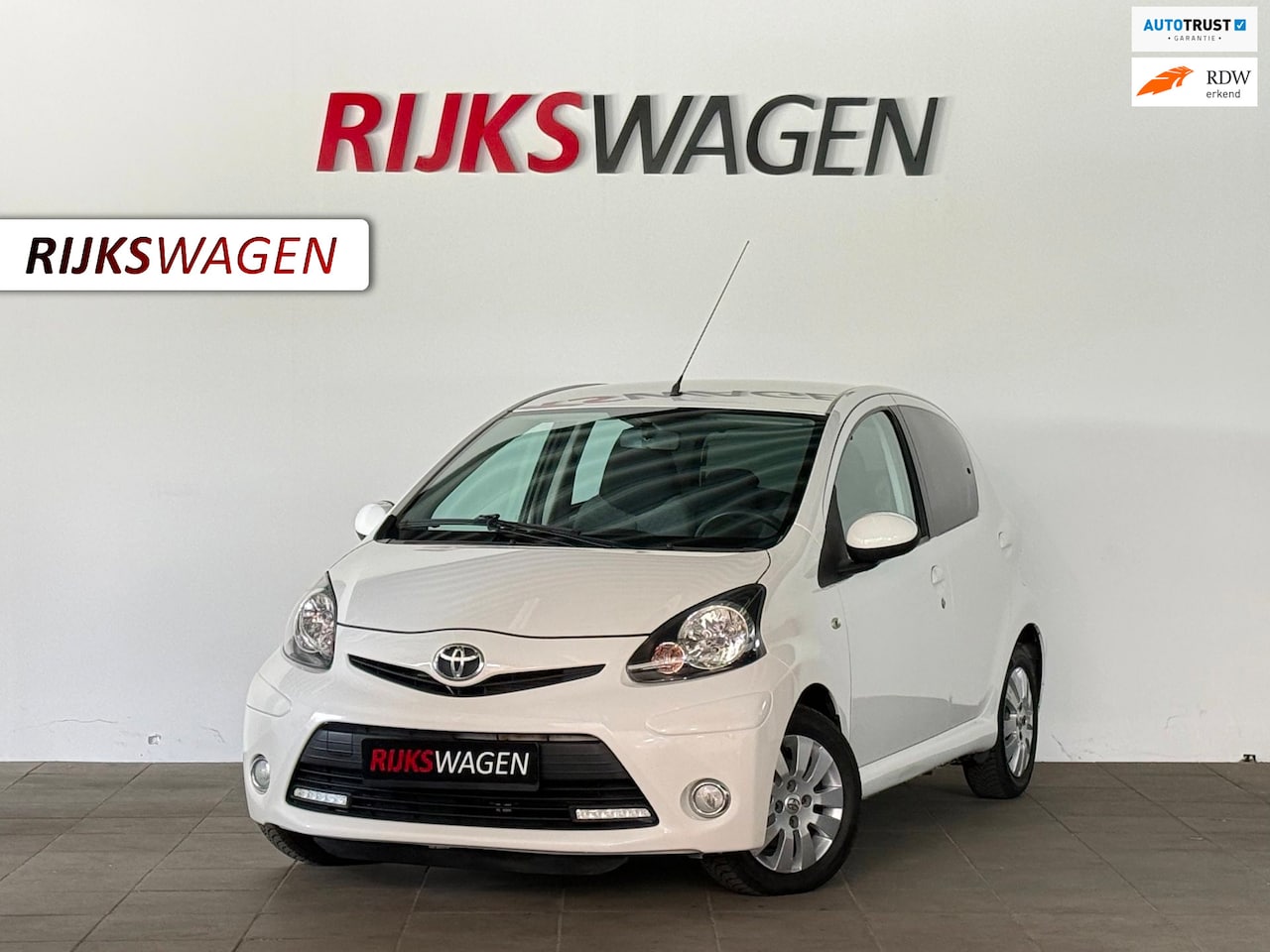 Toyota Aygo - 1.0 VVT-i Aspiration LED/Airco/Bluetooth - AutoWereld.nl