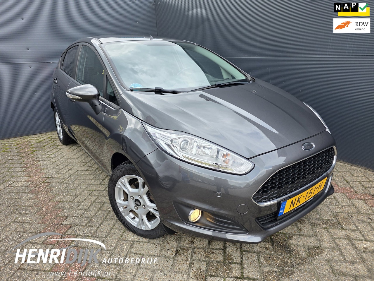 Ford Fiesta - 1.0 Style Ultimate Navi / Cruise / AC / Nieuwe D-Riem - AutoWereld.nl