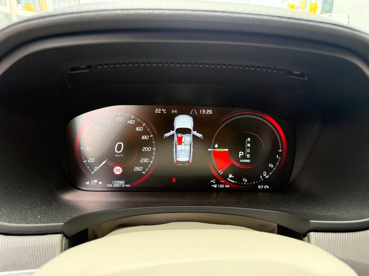 Volvo V90 - 2.0 T8 AWD - AutoWereld.nl
