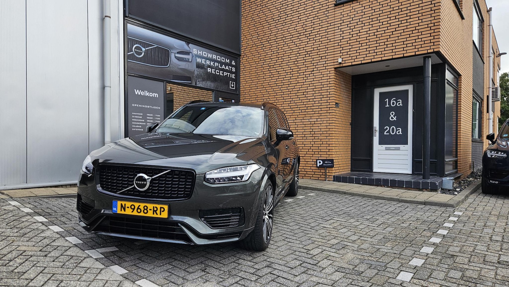Volvo XC90 - 2.0 T8 Recharge AWD R-Design 2.0 T8 Recharge AWD R-Design - AutoWereld.nl