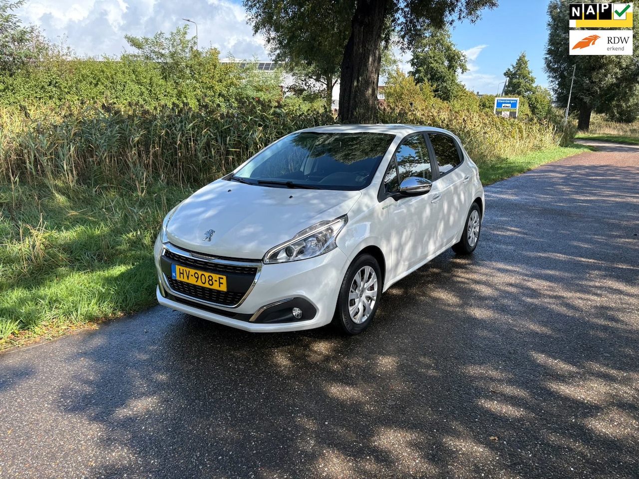 Peugeot 208 - 1.2 PureTech Urban Soul Airco Cruise Navi Pdc Trekhaak - AutoWereld.nl