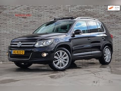 Volkswagen Tiguan - 2.0 TSI Track&Field 4Motion * TREKHAAK * PANORAMA * KEYLESS