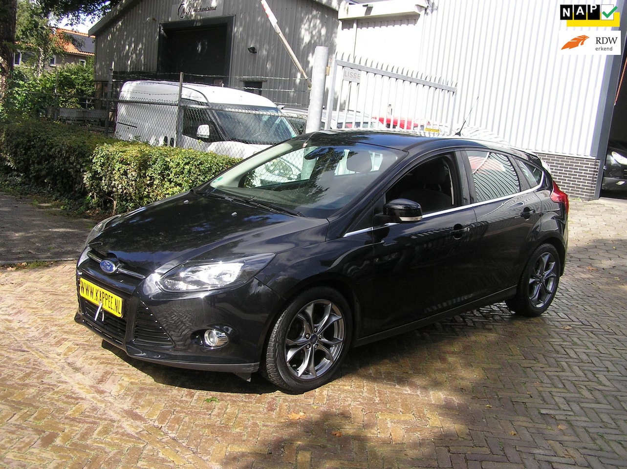 Ford Focus - 1.0 EcoBoost Titanium 182 d km nap airco nieuwe apk - AutoWereld.nl