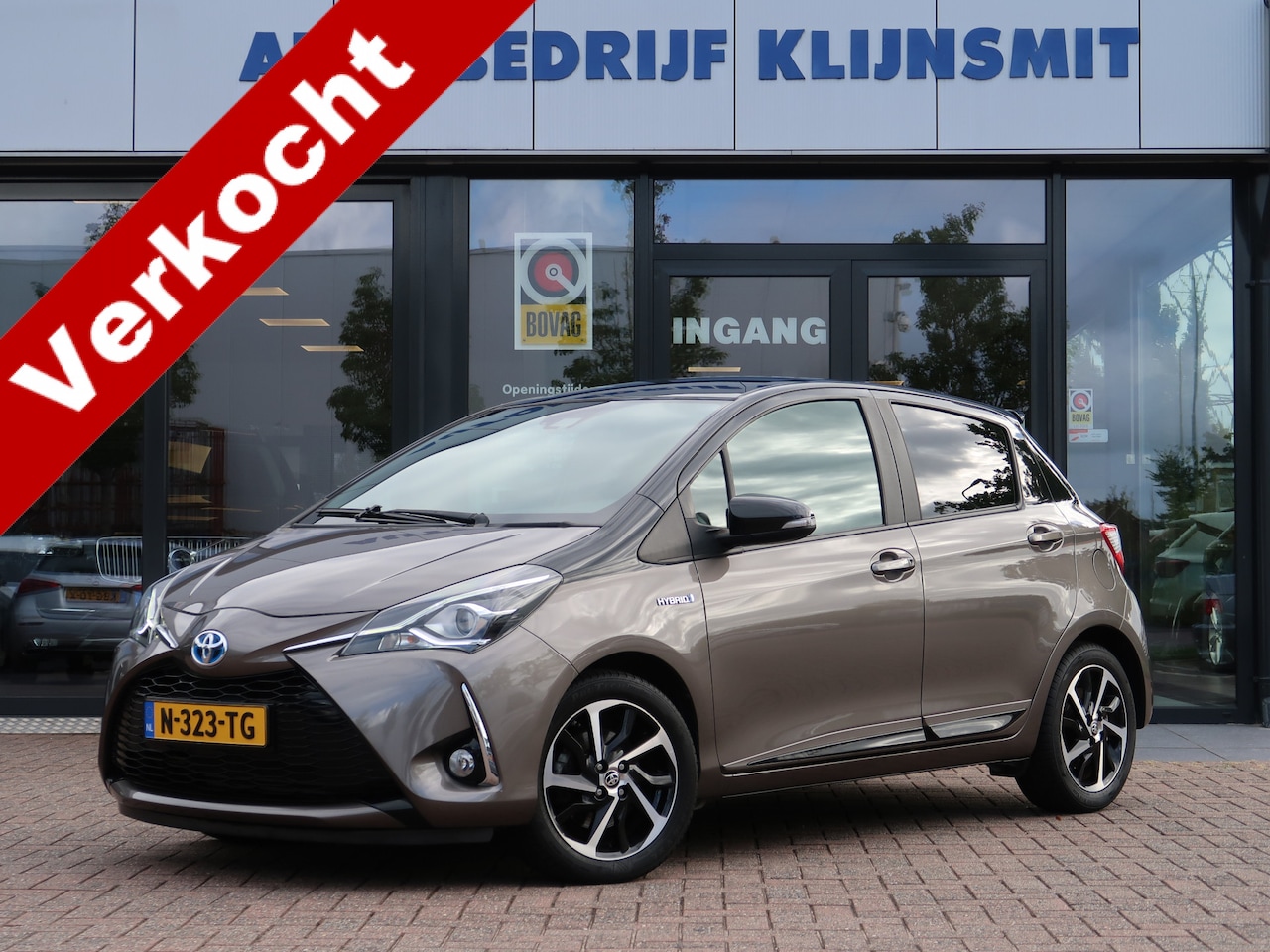 Toyota Yaris - 1.5 Hybrid Y20 Gold Edition | Camera | Cruise Control | Carplay | - AutoWereld.nl