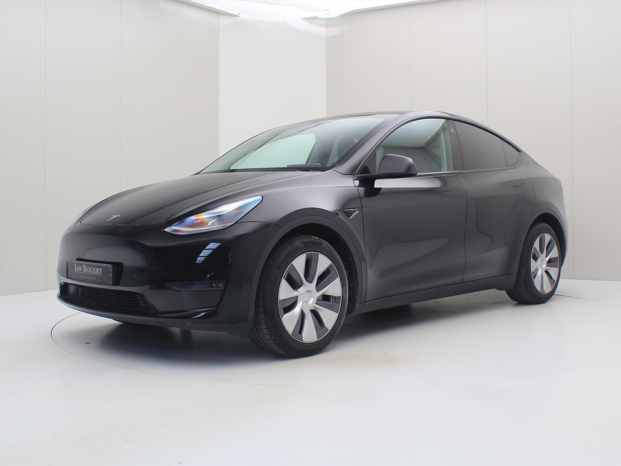 Tesla Model Y - Long Range AWD 75kWh 351pk 95.1% SoH [ AMD RYZEN+AUTOPILOT+19 INCH+PREMIUM AUDIO ] - AutoWereld.nl