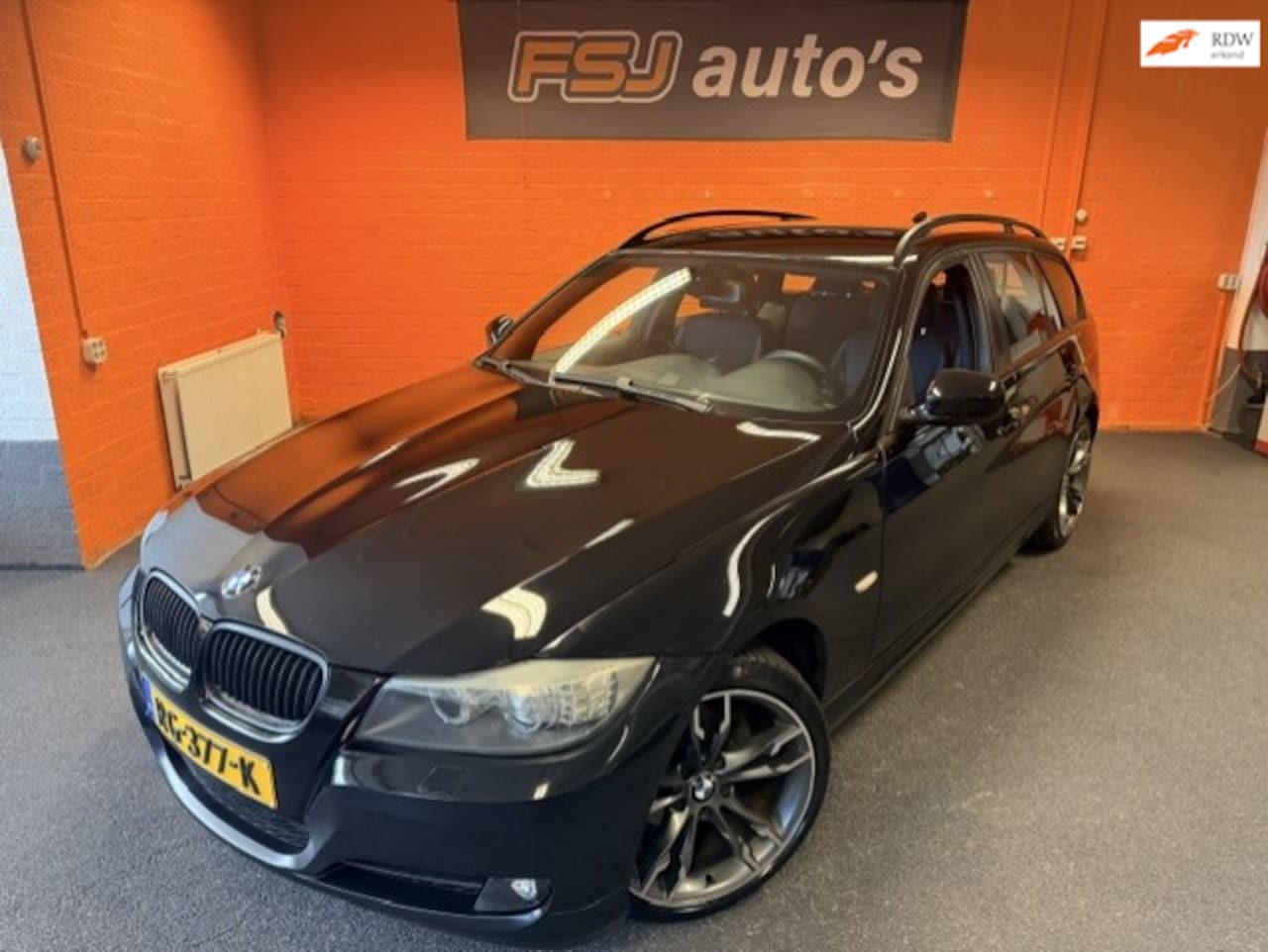 BMW 3-serie Touring - 318I / HIGH EXECUTIVE / M-PAKKET!! - AutoWereld.nl