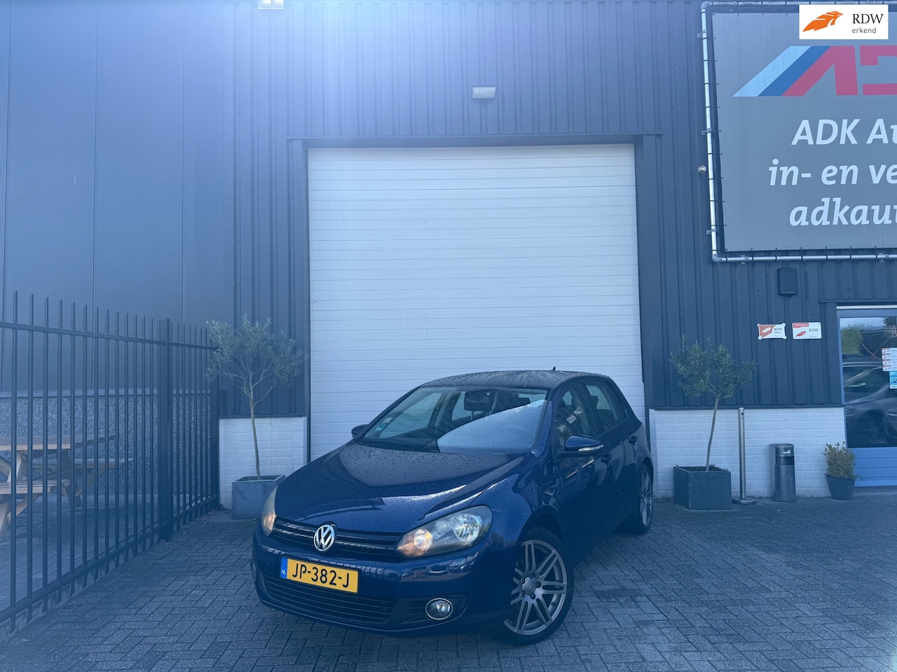 Volkswagen Golf - 1.6 Comfortline NIEUWE APK/NAVI/STOELVERW/CLIMA - AutoWereld.nl