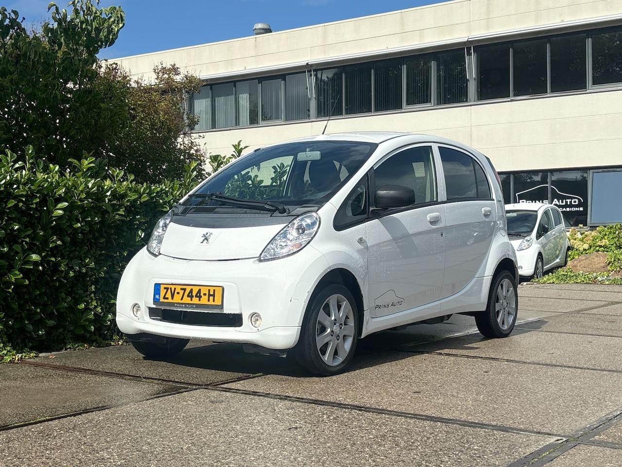 Peugeot iOn - Active |AUTOMAAT|AIRCO|BLEUTOOTH|SOH 99%| APK TOT 24-04-2027| - AutoWereld.nl