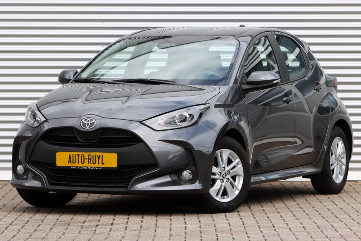 Toyota Yaris - 1.5 Hybrid 115 Active Face-Lift - AutoWereld.nl
