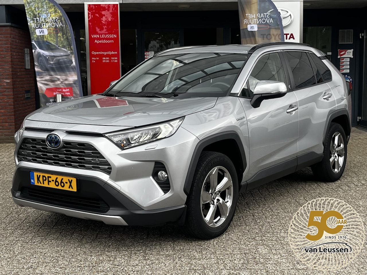 Toyota RAV4 - 2.5 Hybrid AWD Business Plus AD-CRUISE BLINDSPOT APPLE ANDROID STOEL/STUUR EL-ACHTERKLEP P - AutoWereld.nl