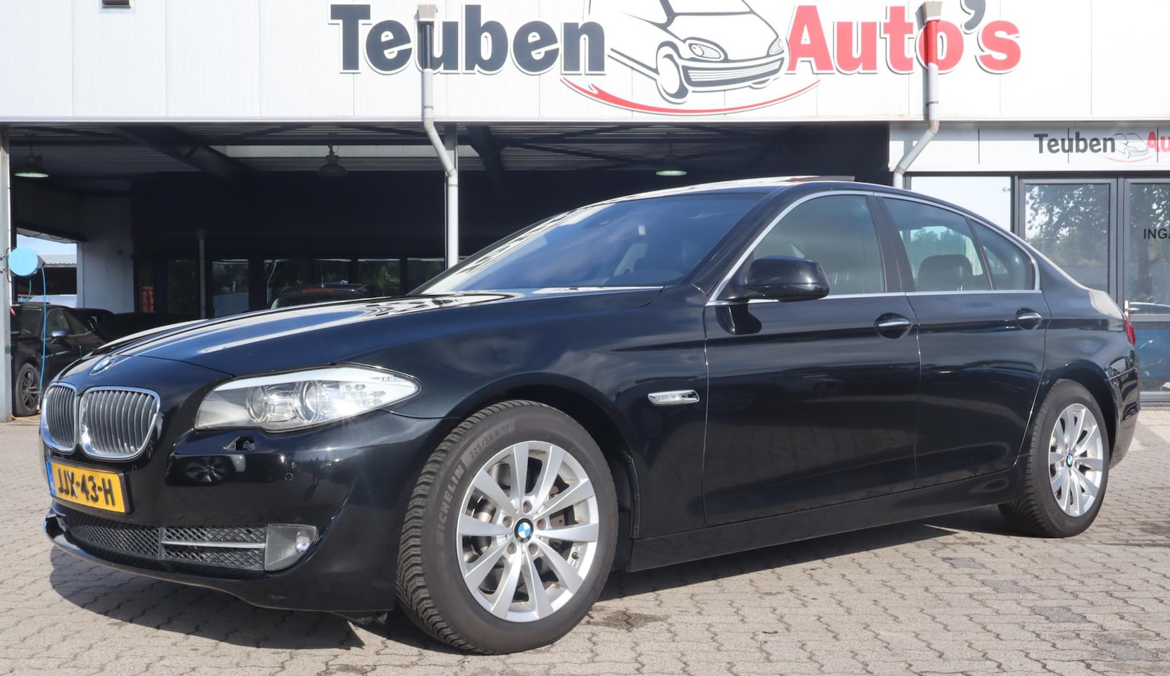 BMW 5-serie - 530d Executive Automaat | Leder | Camera | Schuif/kantel dak | Onderhoud | Stoelverwarming - AutoWereld.nl