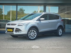Ford Kuga - 1.5 Titanium / Winterpack / Trekhaak / Navi / Camera