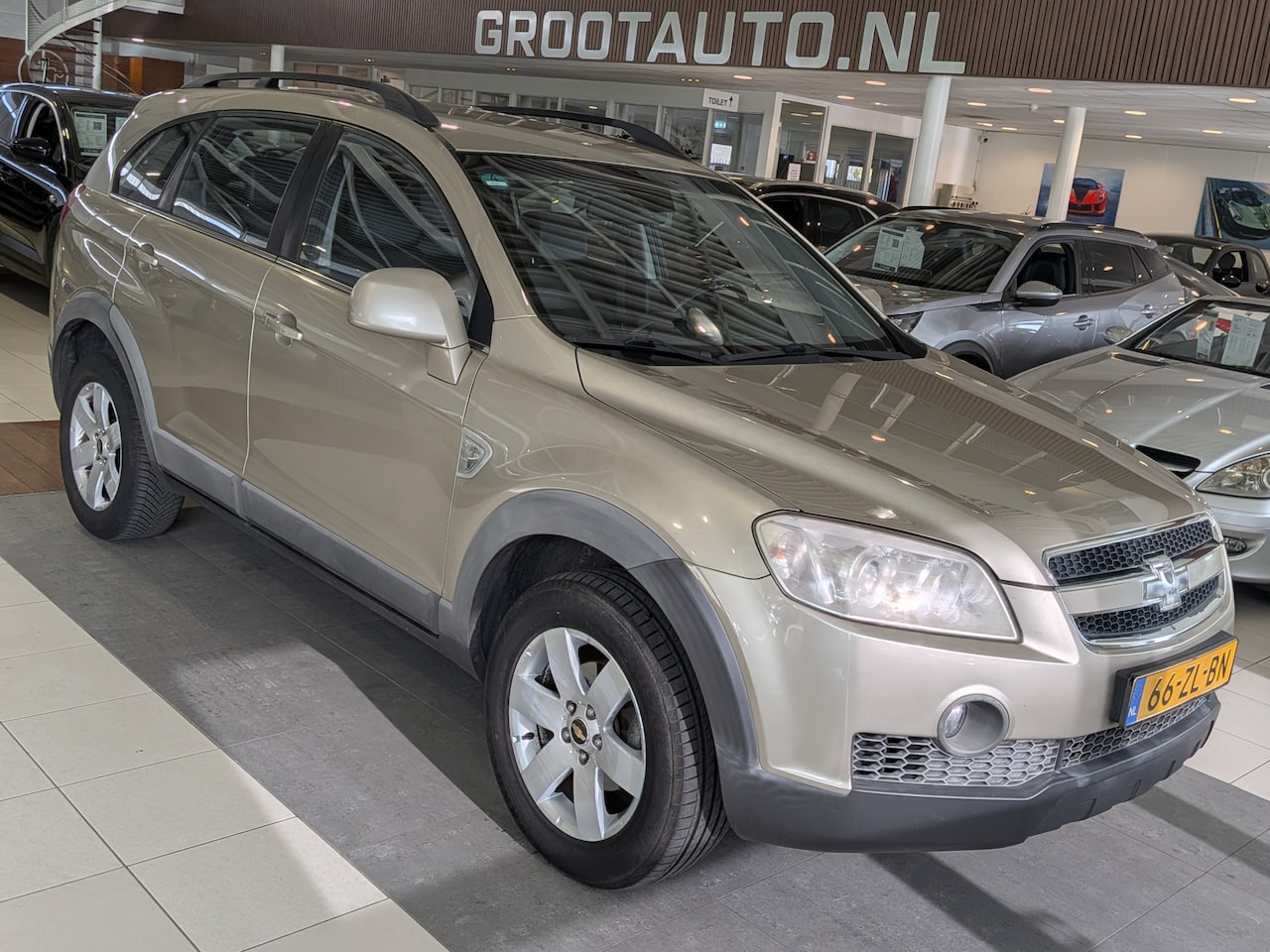 Chevrolet Captiva - 2.4i Class Airco, Cruise Control, Stuurbekrachtiging - AutoWereld.nl
