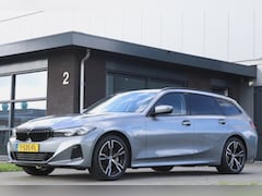 BMW 3-serie Touring - 320e (330e) Widescreen 18inch 272PK Leder Sport