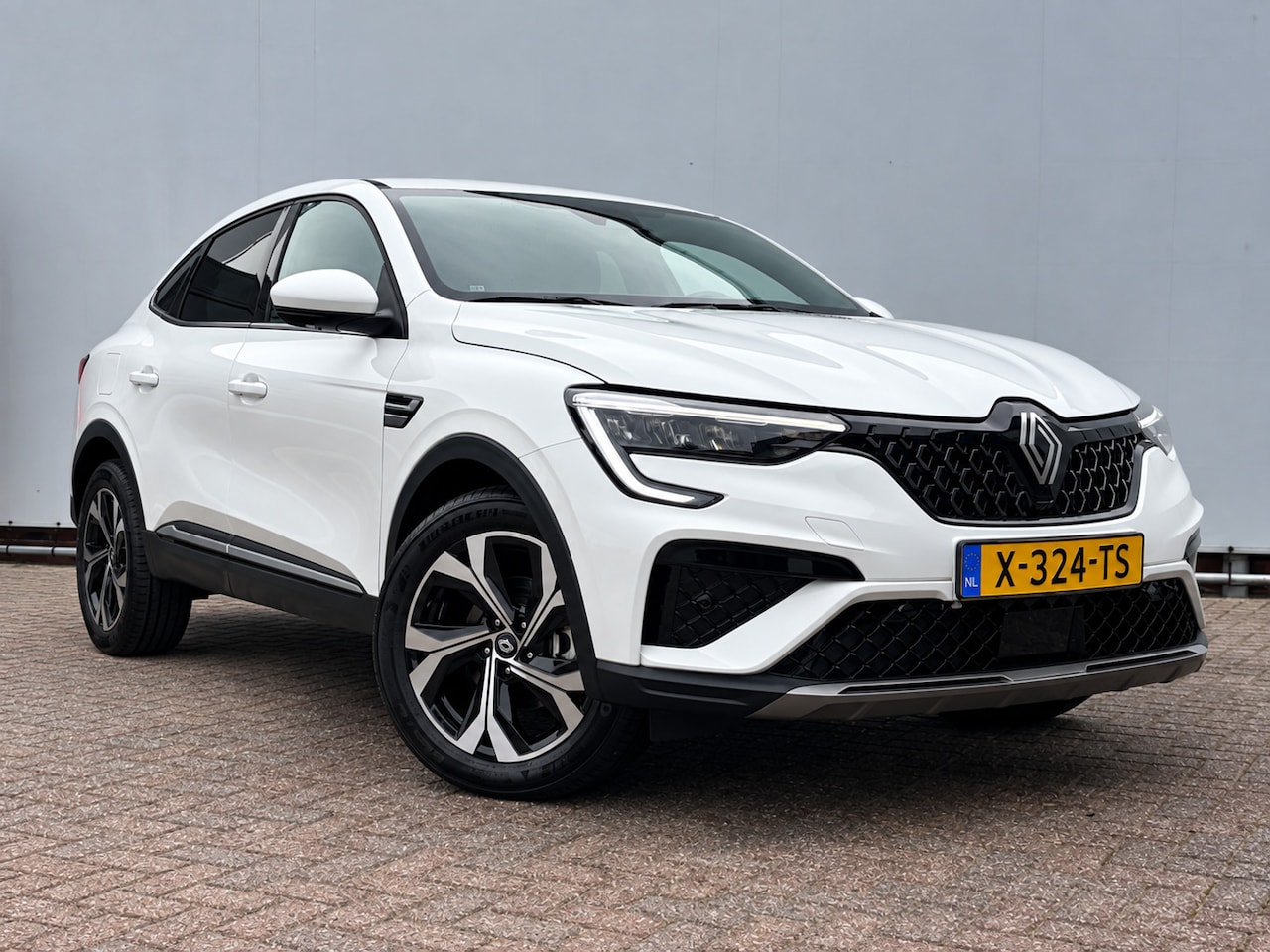 Renault Arkana - Nieuw 1.6 E-Tech full hybrid 145 techno Automaat Carplay NIEUW - AutoWereld.nl