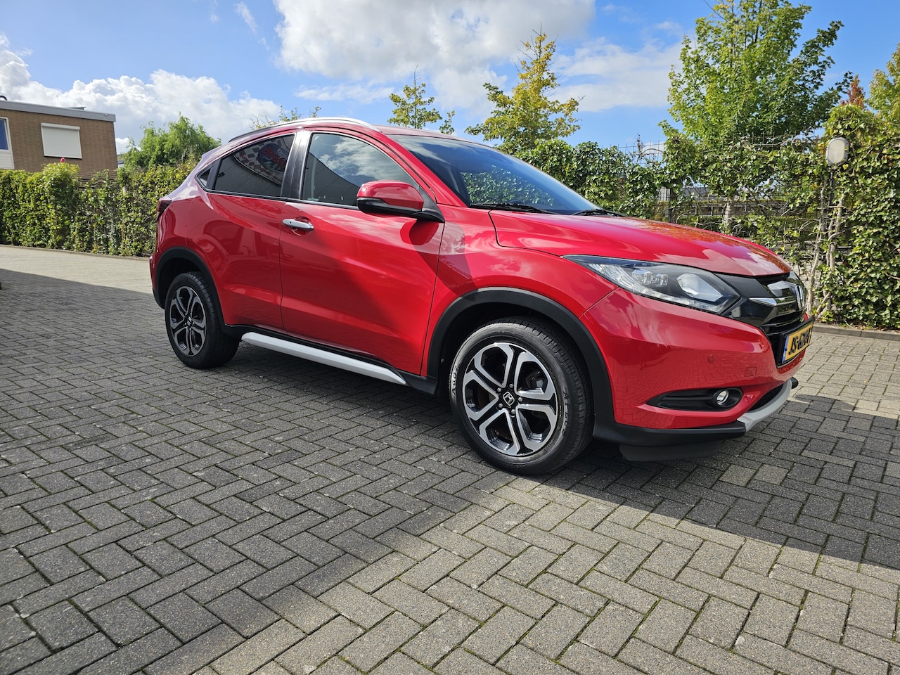 Honda HR-V - 1.5 i-VTEC Executive 1.5 i-VTEC Executive - AutoWereld.nl