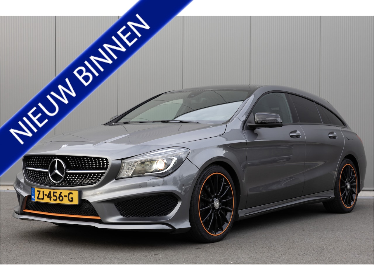 Mercedes-Benz CLA-Klasse - 200 | AMG | PANO | SFEERVERLICHTING | STOELVERWARMING - AutoWereld.nl