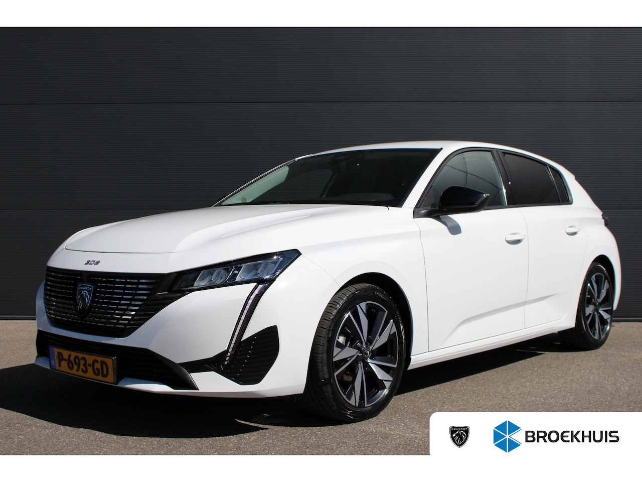 Peugeot 308 - 1.2 PureTech Allure | Navigatie | Camera | Apple carplay | NL auto | 1e Eigenaar | 43.000k - AutoWereld.nl