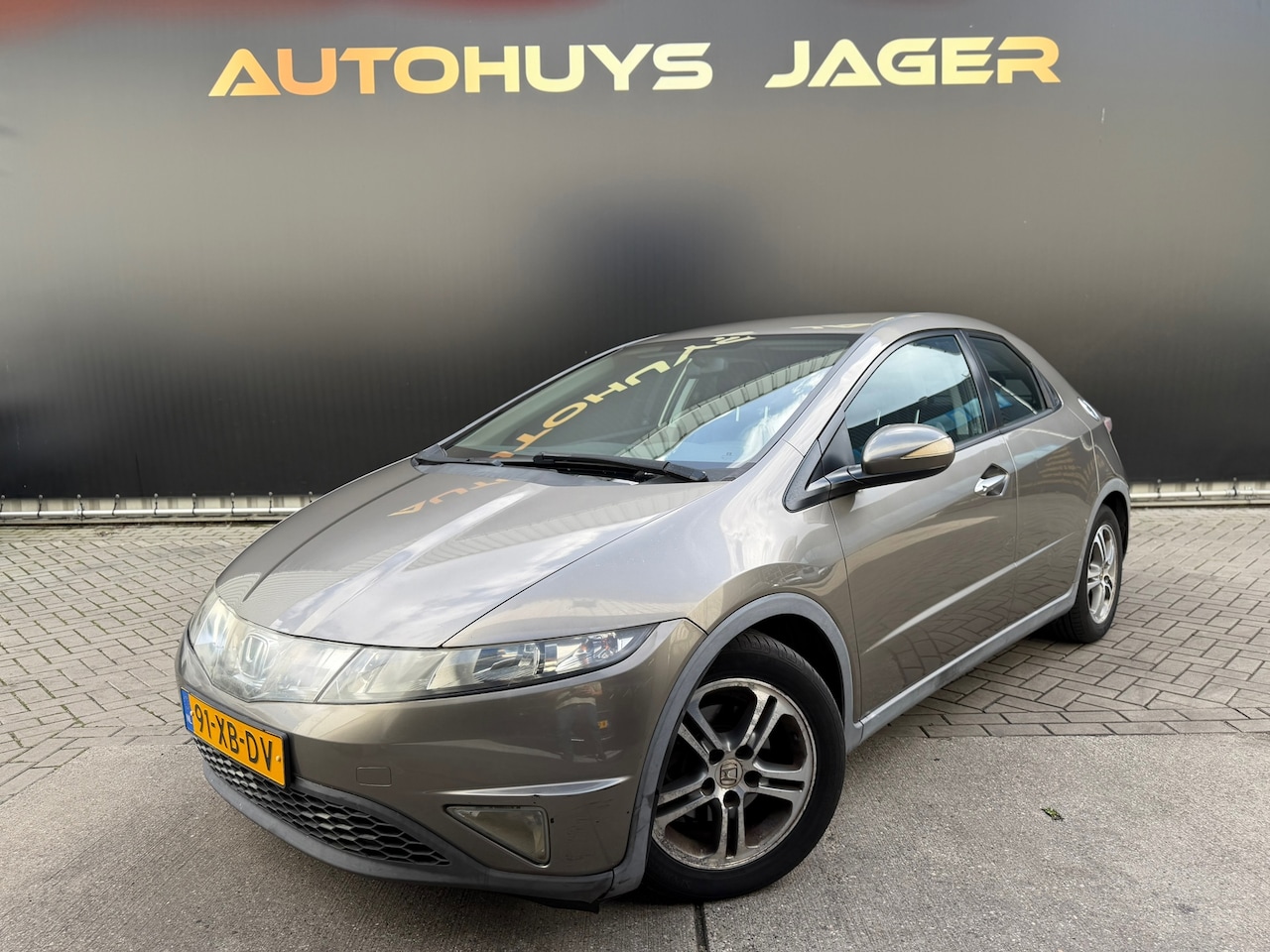 Honda Civic - 1.4 Comfort Automaat Virtual Cockpit NIEUWE APK - AutoWereld.nl